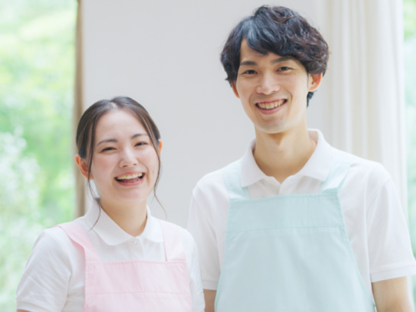 ☆事務経験を活かして介護施設を支えるやりがいあるお仕事です♪☆週3日以上・1日5時間以上でライフスタイルに合わせて働けます★☆レセプト業務や労務管理など幅広い事務スキルが身につきます◎☆スタッフやご入居者様を裏方から支える大切なポジションです♪
