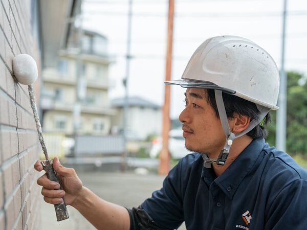 【外壁塗装職人/正社員】未経験の方も歓迎/手に職をつけらる/お客様に感謝される仕事/週休2日制/スポーツジム補助制度あり