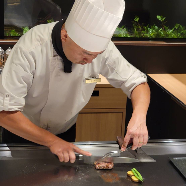 ユキシオステーキ宮古島/中島　鉄平