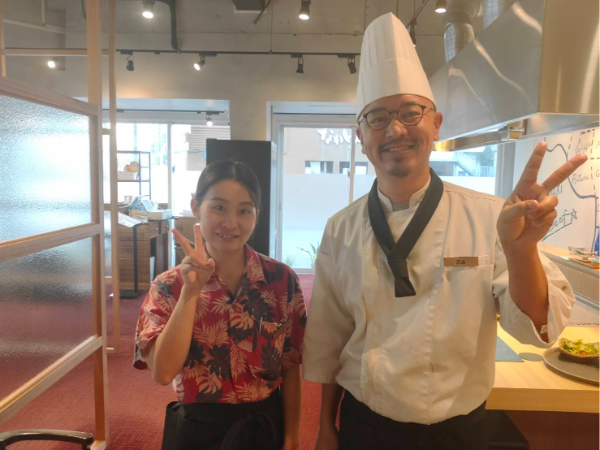 【高時給1200円～】★ホールスタッフ募集★鉄板焼きレストラン　雪塩ステーキ石垣★土日100円UP★週1日～OK