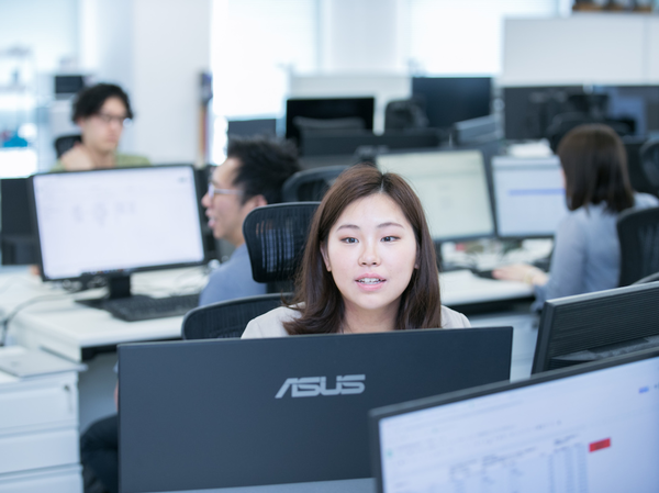 はじめての契約、帰り道で報告電話！みんなの「おめでとう」がうれしかったです。