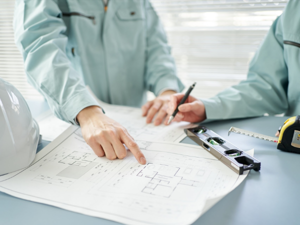 官公庁の発注者支援業務 /土日祝休み/年間休日124日