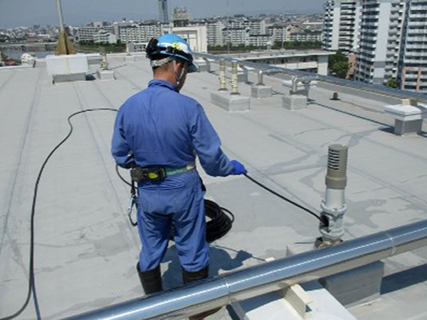 【正社員】水処理施設維持管理<資格取得支援有>有名な大企業や人気施設から頼りにされる機械設備、水処理設備、管路の清掃