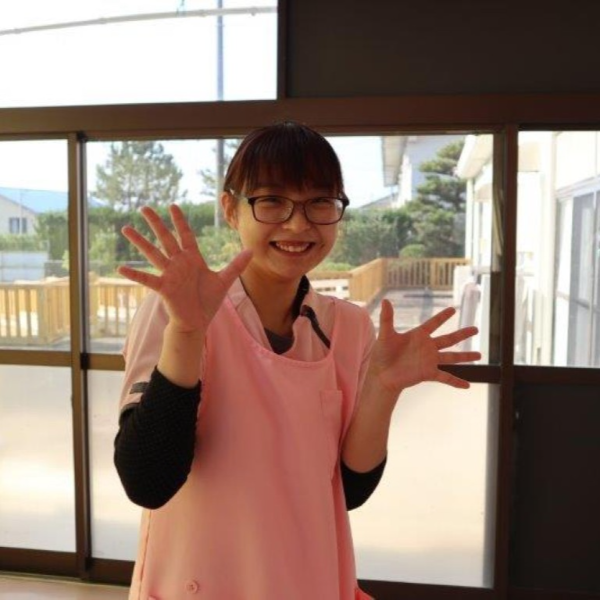 聖母療育園 療育科生活係／副主任 支援員/石井　彩香