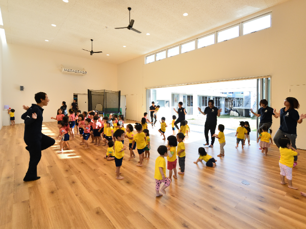 ★沖縄への移住歓迎◎IターンやUターン歓迎★社宅の提供や住居斡旋可能★未経験・ブランクOK!実務経験不問★療育に興味がある方歓迎★20代、30代、40代活躍中★宮古島ならではの福利厚生も魅力WEBでの施設見学や面接可能