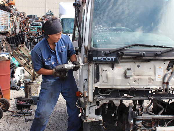 【正社員】残業ほぼなし！定着率が自慢の会社で安定しませんか？ "好き"を仕事にするチャンス！＜未経験者歓迎＞＜賞与年3回＞