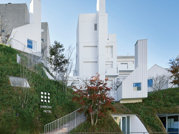 【正社員｜スーシェフ募集】メインダイニングは『ゴ・エ・ミヨ』4年連続掲載◆「必ず泊まりたい」と言わしめるアートホテル内のレストラン・ラウンジでのお仕事◆月8日休み◆昇給年2回◆アイディアを自由に出し合い、実現できる環境◆型にハマらない自由な運営◆地元の食文化を発信＆地域活性化に貢献◆「チーム白井屋」として、一緒に前橋モデルを守り発展させましょう！