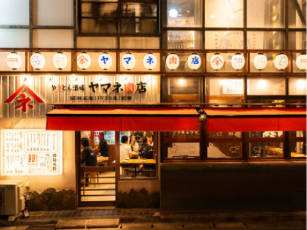 ■正)調理スタッフ/「蛇口焼酎」が名物の鹿児島産直やきとん酒場/月8以上休み/賞与年2回/未経験でも月給30万円~/事業拡大中\FC事業立ち上げのチャンスもあります/【やきとん酒場 ヤマネ肉店 本八幡店】