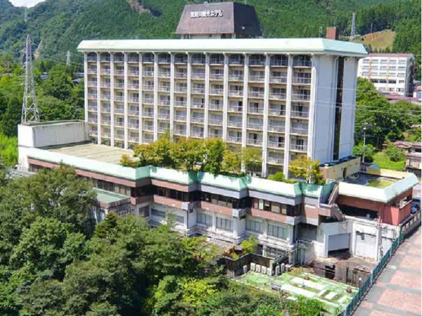 【正社員｜調理スタッフ募集】栃木県日光市／グルメバイキングを楽しむ温泉ホテル◆業界・職種未経験者活躍中◆マイカー・バイク通勤可能◆残業代1分単位で全額支給◆月9～10日休み◆成果を正当に評価◆活き活きと働ける環境で、一緒にブランドを創り上げていきましょう！