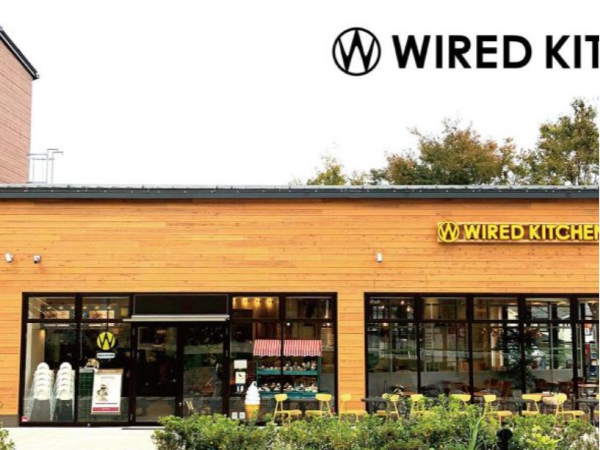 【正社員｜ホールスタッフ 大募集！】#おしゃれ自由 #キャリアUP #賞与＆昇給 ＼ぜんぶ叶うのが「WIRED CAFE」／理想のカフェライフを仕事にしませんか★