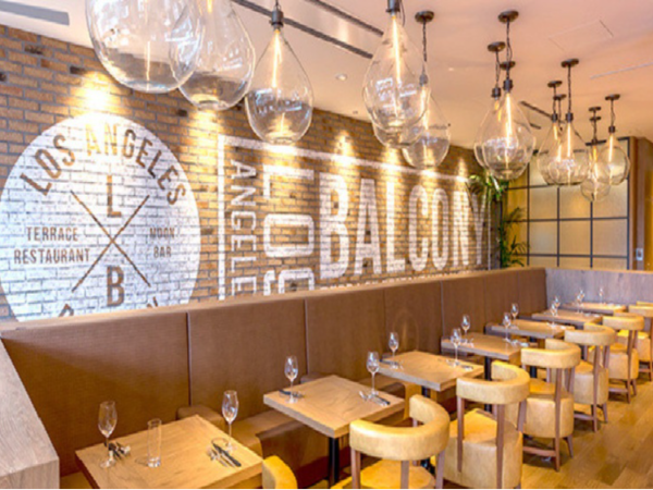 【正社員｜調理スタッフ募集】品川駅より徒歩5分の好立地◎新鮮な食材をオリジナルアレンジでお届けする『カリフォルニアキュイジーヌ』◆月9休み◆賞与年4回＋インセンティブ◆チャレンジできる環境◆多彩な事業展開◆確かな「感動」を一緒に創り上げていきましょう！