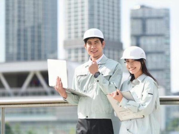 【福岡市中心】建築施工管理補助／北部九州エリア出張あり／賞与あり／派遣先常駐／（No：87）