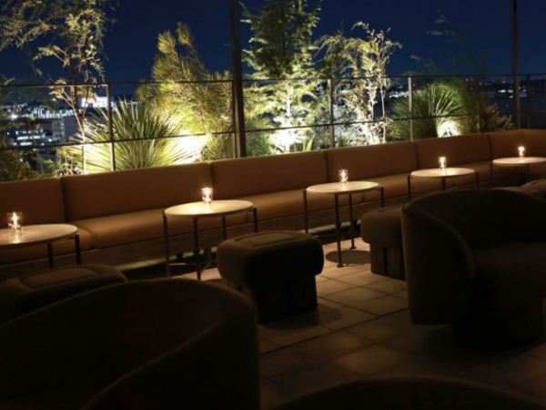 ホール|立川の大人の隠れ家ラウンジ「PEP -cafe, bar, lounge-」|月給30万~35万円