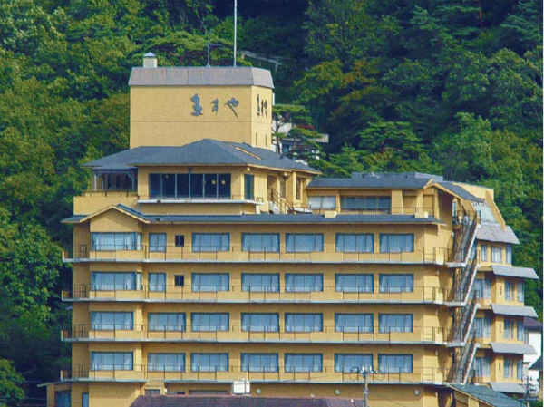 【正社員｜調理スタッフ募集】宮城県大崎市／グルメバイキングを楽しむ温泉宿◆業界・職種未経験者活躍中◆マイカー・バイク通勤可能◆残業代1分単位で全額支給◆月9～10日休み◆成果を正当に評価◆活き活きと働ける環境で、一緒にブランドを創り上げていきましょう！