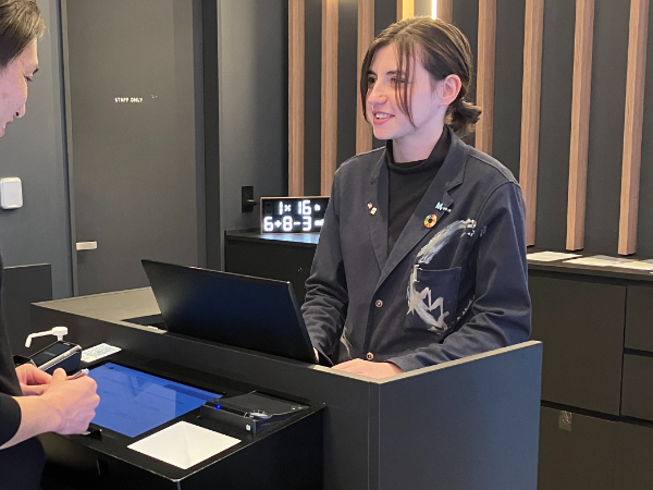 現在の仕事内容と仕事のやりがいを教えてください。