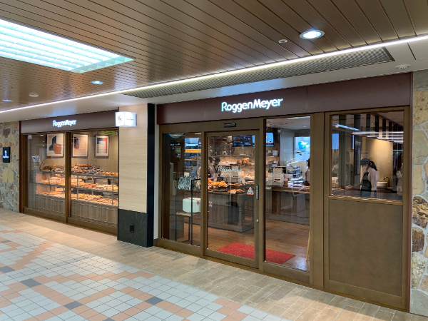 【正社員】製造スタッフ　★高槻の店舗　★経験者優遇　★完全週休二日制　★店長へのキャリアアップも可能　★勤務地ほか多数＆希望考慮