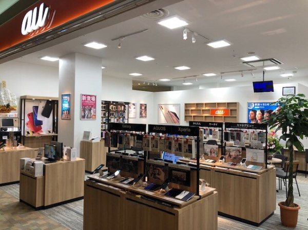 【auショップベルモール宇都宮/正社員】年間休日120日！auショップの接客スタッフ募集！