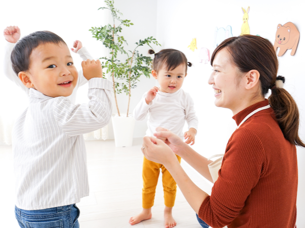 2~6歳の幼児専門施設の子どもサポートスタッフ(児童指導員)募集♪ /マーブルハレ津久野