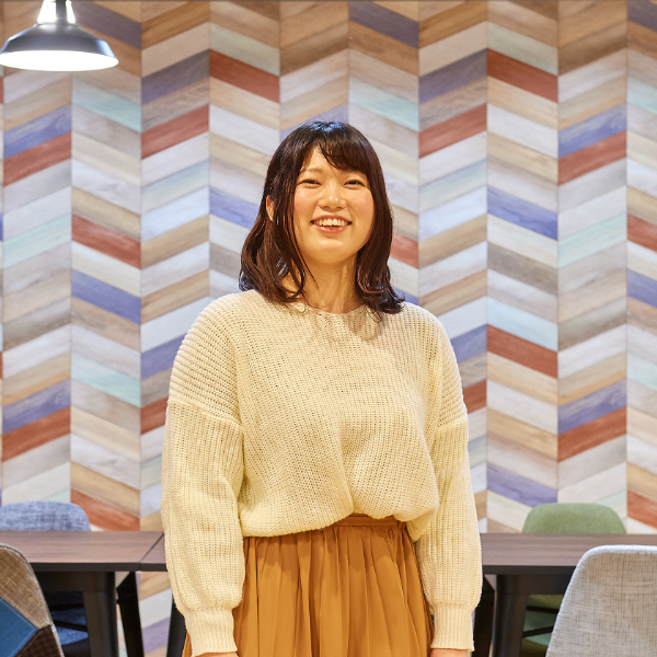 企画部 / 商品開発・販促物制作/葛原 美里