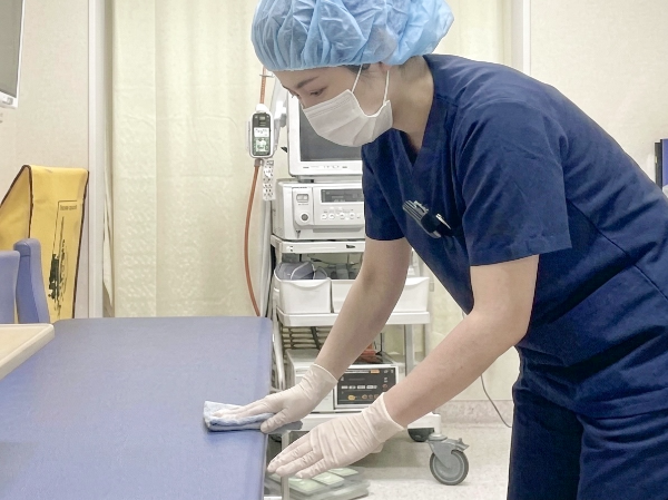 まずは先輩に教えてもらいながら、
作業をするのでご安心ください。