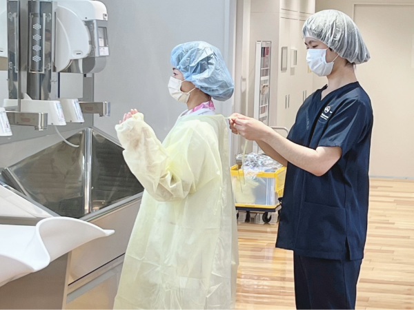 医療従事者と同水準の予防策で、スタッフの安心・安全を守ります。