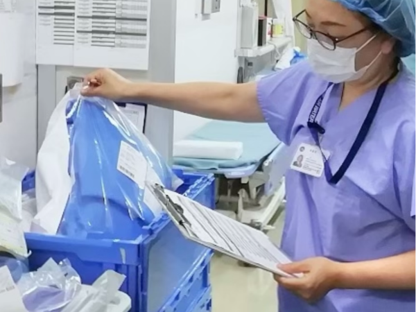 まずは先輩に教えてもらいながら
作業をするのでご安心ください