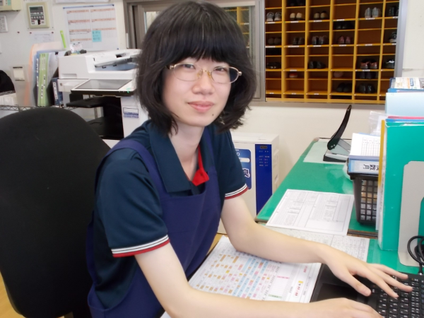 【仙台/富沢西/正社員】【キャリアアップ】【中途採用】【介護福祉士】◎高齢者住宅内の訪問介護業務 ◎訪問で1対1の丁寧な介護でも建物内のみなので安心 ◎コロナ禍の不況でも安定の職場環境