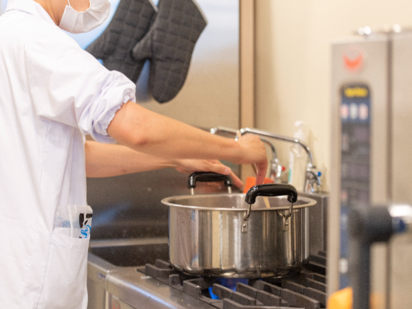 【ゆう保育園_市川市】調理員（資格不要） ｜ パート｜ 妙典駅｜ 年度途中入職&新年度入職OK