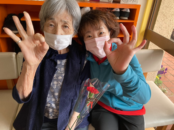 理念2: 全てのお客様に一期一会の精神で感動を提供する