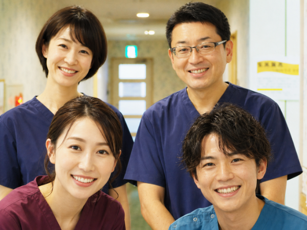 【正職員】ケアスタッフ(介護職)★安佐南区★未経験者も多数活躍中!★資格取得支援制度あり★各種手当ありの厚待遇!