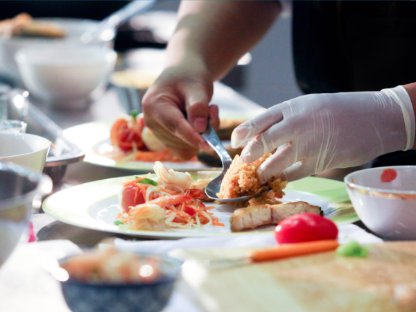 ★調理員正社員募集★広島市南区★残業無★調理師