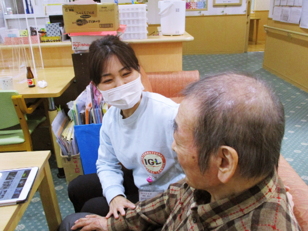 【パート】ケアスタッフ(介護福祉士)■残業ほぼなし!日中勤務■未経験者も多数活躍中