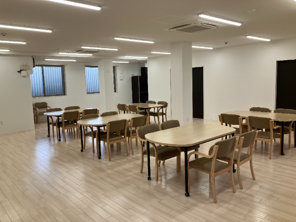 開設したばかりで室内は広々きれいです!
