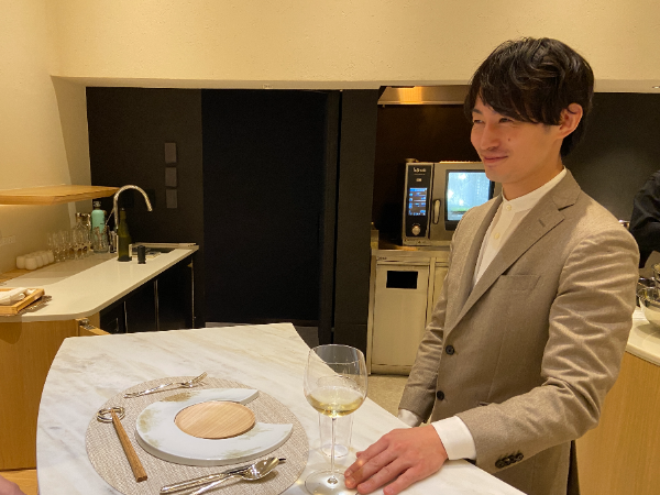 ホスピタリティをもって
お客様に最高の時間をお届けします