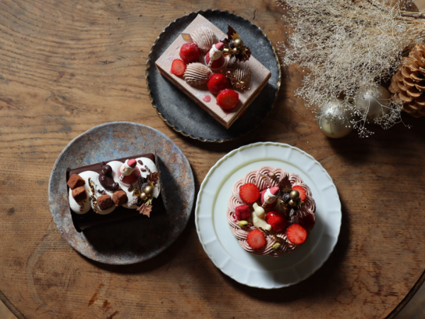 チョコレートのケーキも
たくさん種類があります。