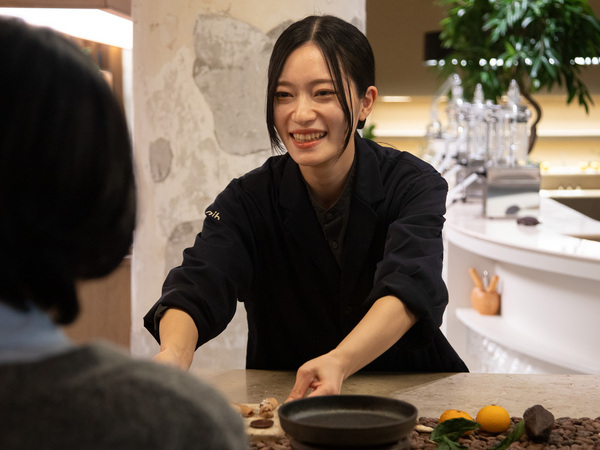 お客様の反応を
間近で感じられるお仕事です。