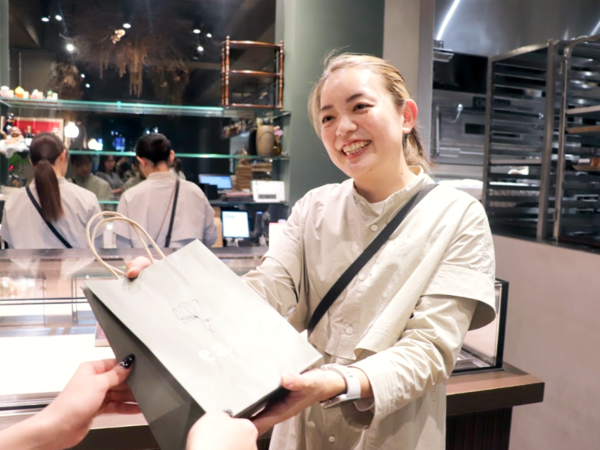 お客様の喜ぶ姿を
間近で感じられるような環境です。