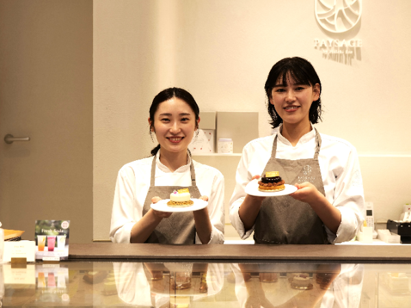 【アルバイト】スイーツ販売スタッフ / 代官山徒歩2分 / 未経験OK / 扶養内OK / パート活躍中 / 駅近 / 交通費支給あり / 社員割引あり / 正社員登用有 <PAYSAGE>