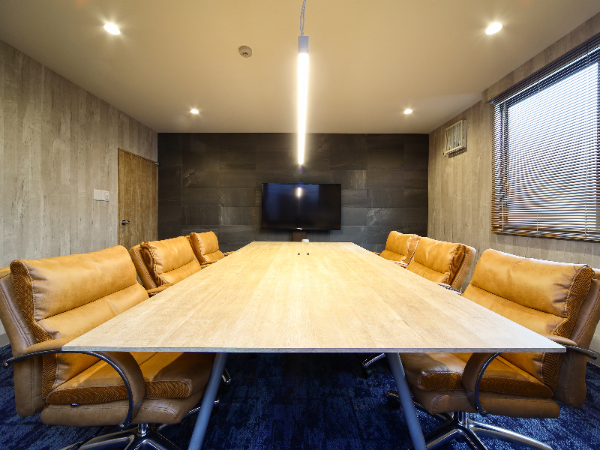 インテリアや建築が好きなメンバーが集まった、仲の良い職場です