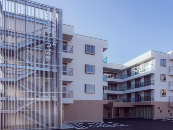 賞与年2回/日勤のみ/昇給あり/車通勤可能/育児休業取得実績あり