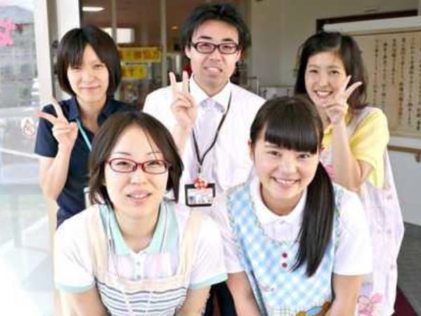 年間休日117日以上/資格持ち未経験可能/資格取得支援/充実の福利厚生と研修制度/キャリアアップ支援