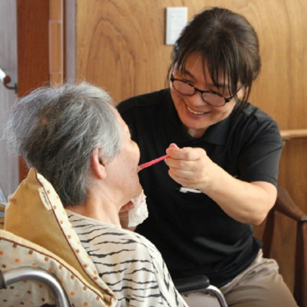 フォーシーズン|介護スタッフ/I H