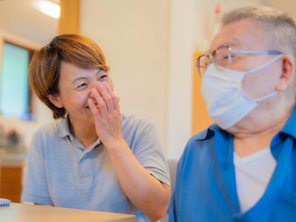 介護職【介護福祉士】 / 正社員/企業年金あり ☆保育料会社負担します!