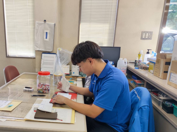 先輩たちが優しく指導してくれます